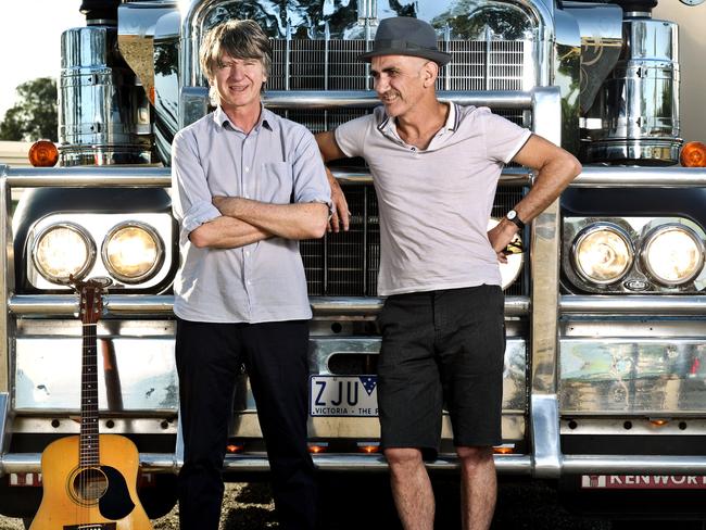 Kelly with fellow artist Neil Finn at The Adelaide Festival.