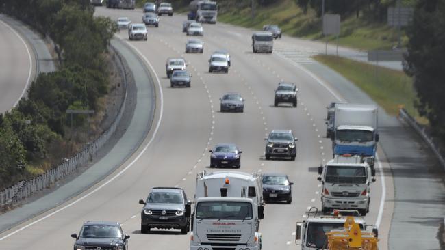 Lunchtime traffic on M1. Picture: Glenn Hampson.