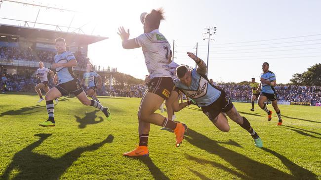 NRL fans should be packing the stadium for Thurston’s final game in Sydney. (AAP Image/Craig Golding)