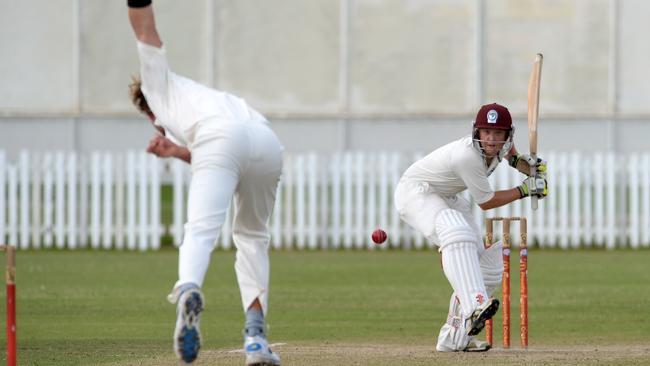 In addition to his leg-spinners, Bills is also more than a handy batsman. Picture: ELENOR TEDENBORG.