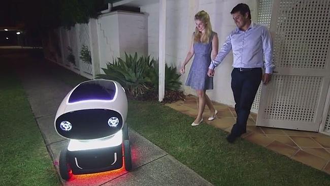 Domino’s launches pizza delivery robot