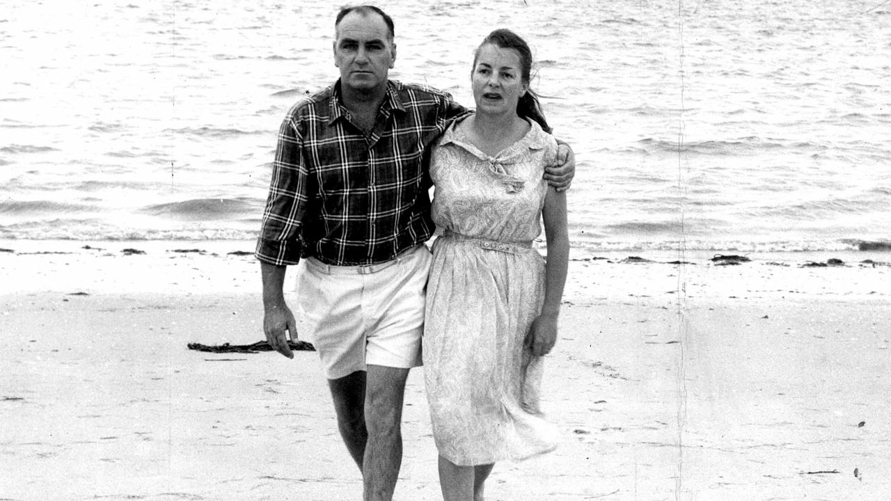 Grant (Jim) Beaumont with his wife Nancy, parents of SA missing Beaumont children Jane with Arnna and Grant.