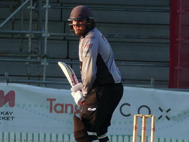 Magpies’ Ben Zurvas batting.