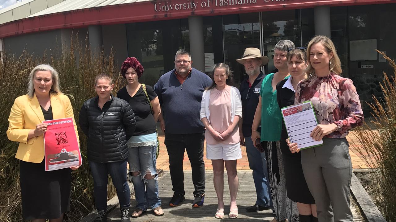 Concerned Burnie residents with Labor Leader Rebecca White and Deputy Leader Anita Dow