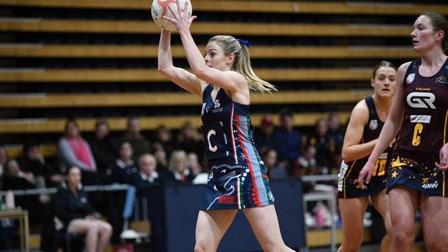 South Adelaide star Charlotte Veart in action against Matrics. Picture: On the Ball Media/Netball SA