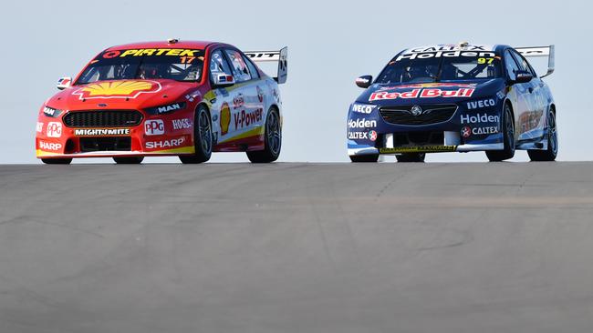 McLaughlin and van Gisbergen in close quarters on track at Tailem Bend. Picture: AAP Image