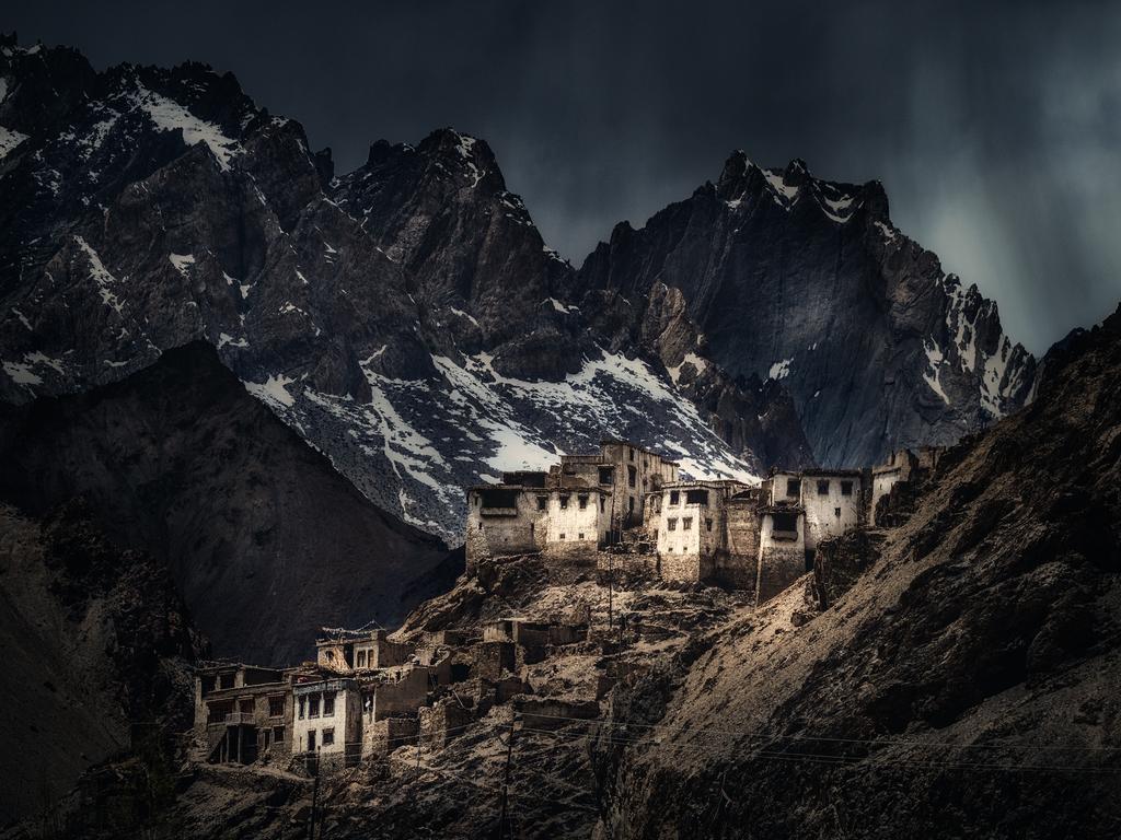 Image Name: The Storm Photographer Name: Tien Sang Kok Year: 2018 Image Description: A subtle moment which only last for short moment in real life but i manage to capture the beauty of it into my photo and keep for a life time Copyright: Tien Sang Kok, Malaysia, Commended, Open Still Life and 3rd Place, Malaysia National Award. Picture: Sony World Photography Awards/ Tien Sang Kok