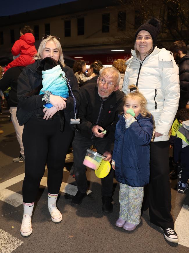 MELBOURNE, AUSTRALIA - JULY 26 2024 Emma, Robert, Taitum, Lauren Attend the Gippsland SnowFest held in Warragul. Picture: Brendan Beckett