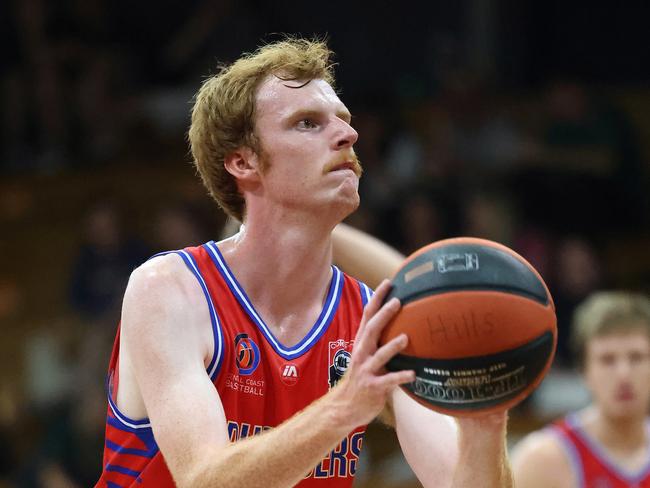 Aaron Redhead of the Central Coast Crusaders, NBL1 East. Photo: Misch Bocska | LookPro Photography