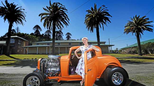 Classic cars get revved up for swap meet | Daily Telegraph