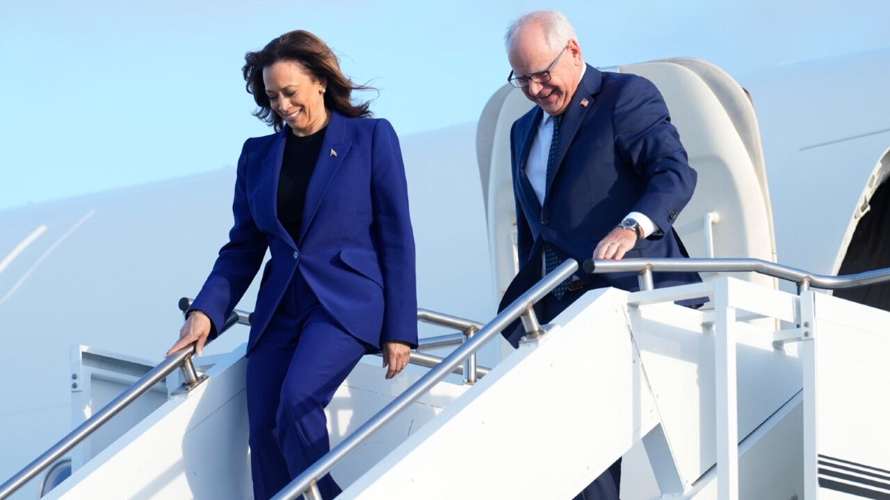 Kamala Harris mocked for demanding plane extend flight to watch husband ...