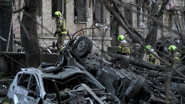 Russia launches deadly missile attack on Kyiv