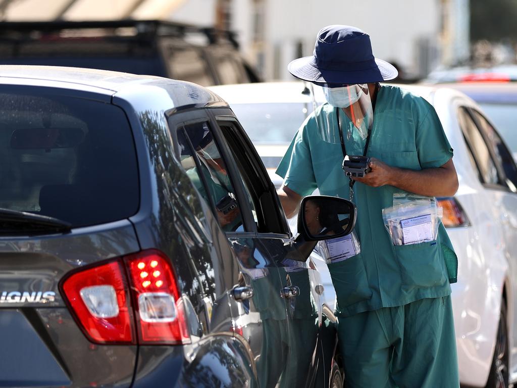 People are still struggling to get tested at PCR clinics. Picture: Brendon Thorne/Getty Images