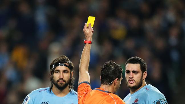 Waratahs Jacques Potgieter is yellow carded for a swinging arm and a penalty try was awarded to Highlanders Patrick Osborne during the NSW Waratahs v Highlanders Super Rugby Semi-Final at Allianz Stadium, Sydney. Pic Brett Costello