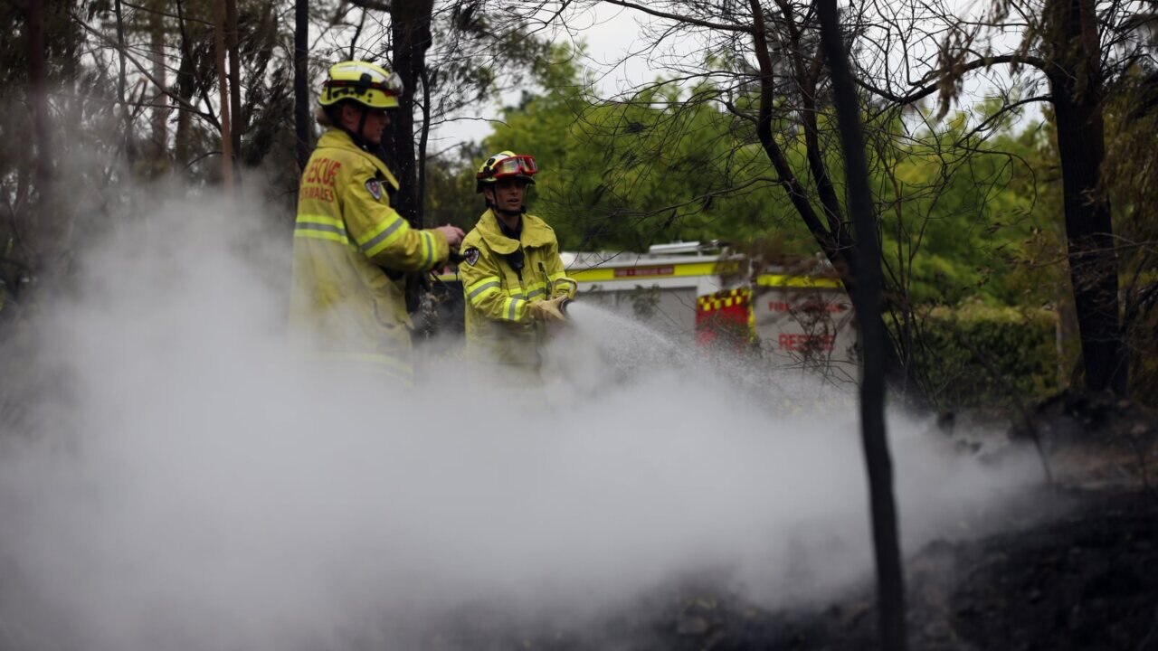 'The plan' is for residents to 'return home as soon as possible' in fire-ravaged NSW 