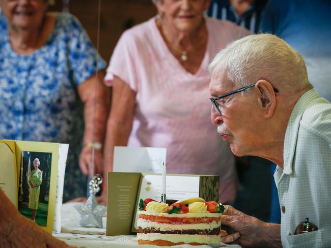 Darwin bridge Club is holding a birthday party for its member Rory O'Toole who is turning 100 .Picture GLENN CAMPBELL