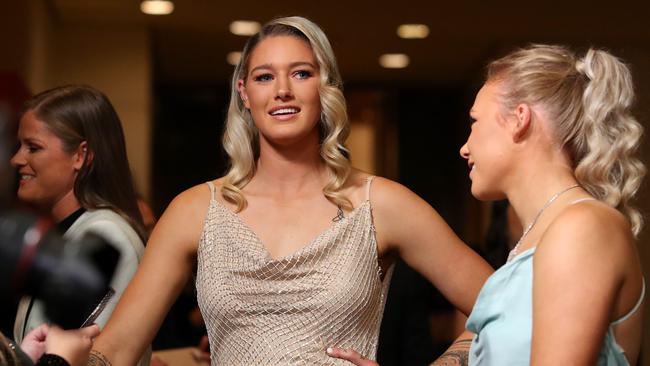 Harris at the 2021 AFLW W Awards. Picture: Kelly Defina/AFL Photos