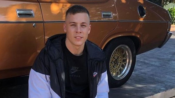 Motocross rider Ryan Findanis has been fined and disqualified from driving after doing a burnout in front of police in January 2020.