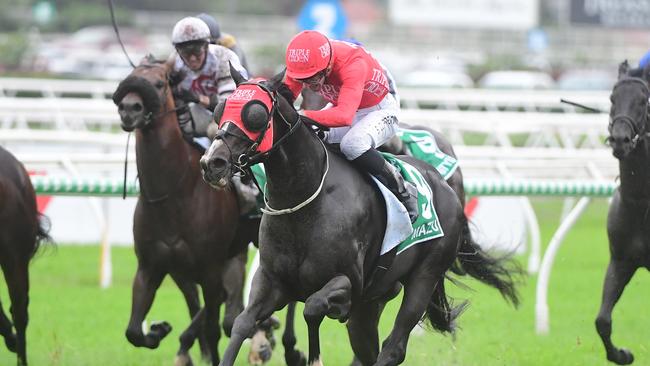 Mazu, and jockey Sam Clipperton at Doomben. Pics Grant Peters Trackside Photography