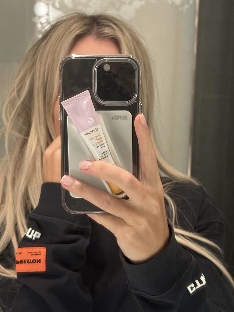 She comes back to Australia to get her hair done. Picture: Instagram/RoxyJacenko