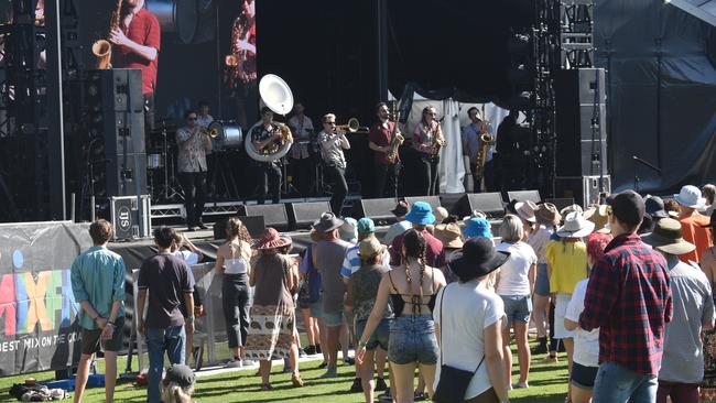 Hot Potato Band performing at the 2022 Caloundra Music Festival. Photo: Elizabeth Neil