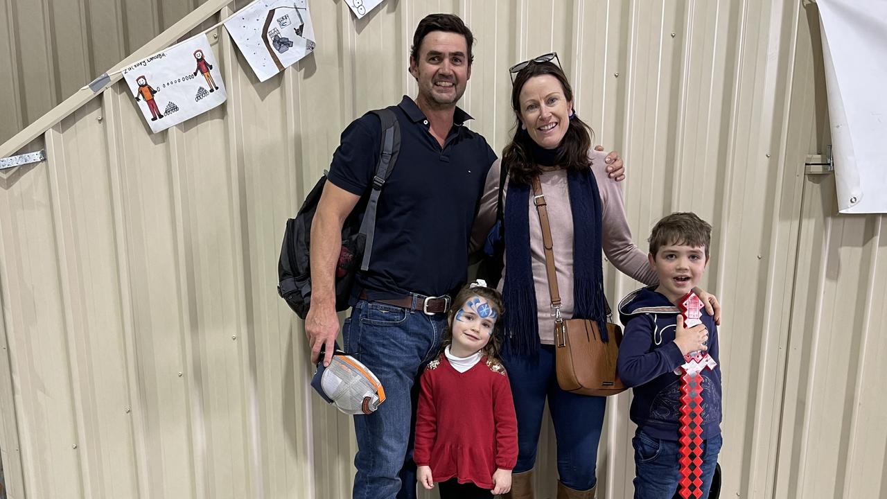 Highfields family Nick, Georgie (4), Kate and Jackson Hughes (6) at the Snowflakes in Stanthorpe 2021 festival. Photo: Madison Mifsud-Ure / Stanthorpe Border Post