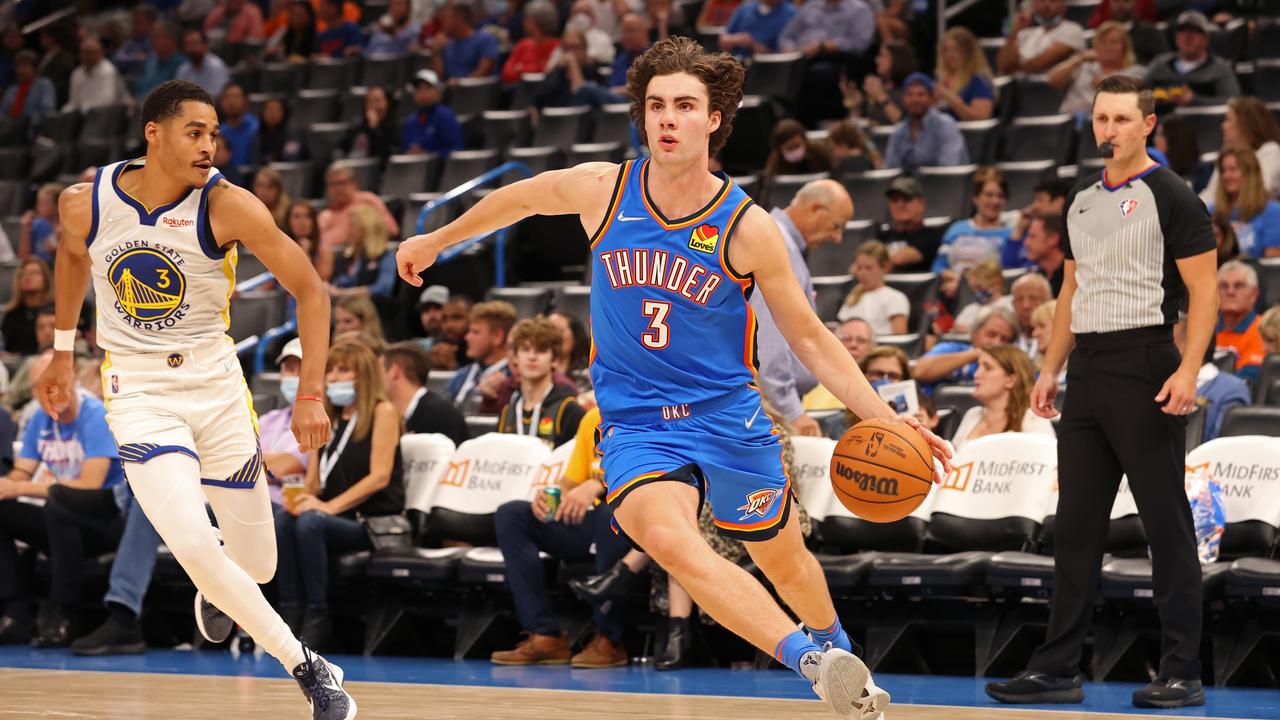 Josh Giddey is on fire. Photo by Ned Dishman/NBAE via Getty Images