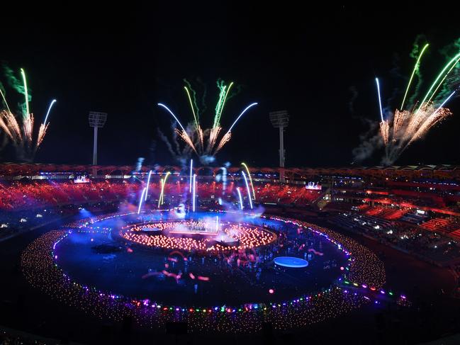 GOLD COAST, AUSTRALIA - APRIL 15:  A general view of fireworks during the Closing Ceremony for the Gold Coast 2018 Commonwealth Games at Carrara Stadium on April 15, 2018 on the Gold Coast, Australia.  (Photo by Albert Perez/Getty Images)