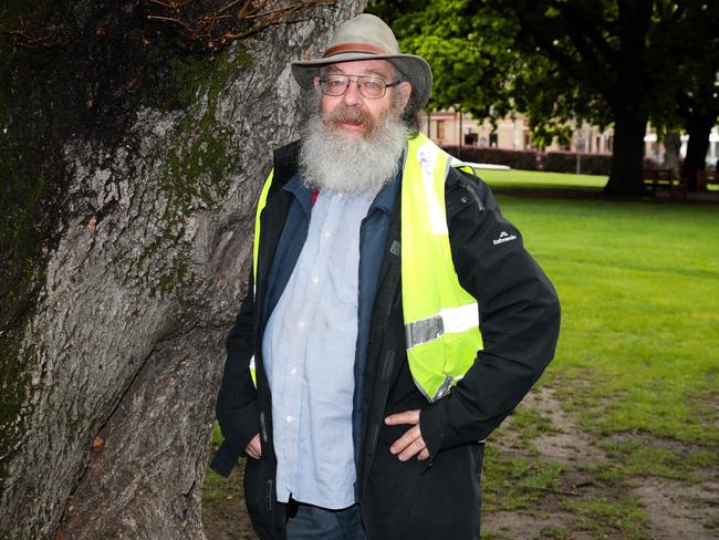 Rick Snell, anti-rubbish crusader. PIicture : Mireille Merlet