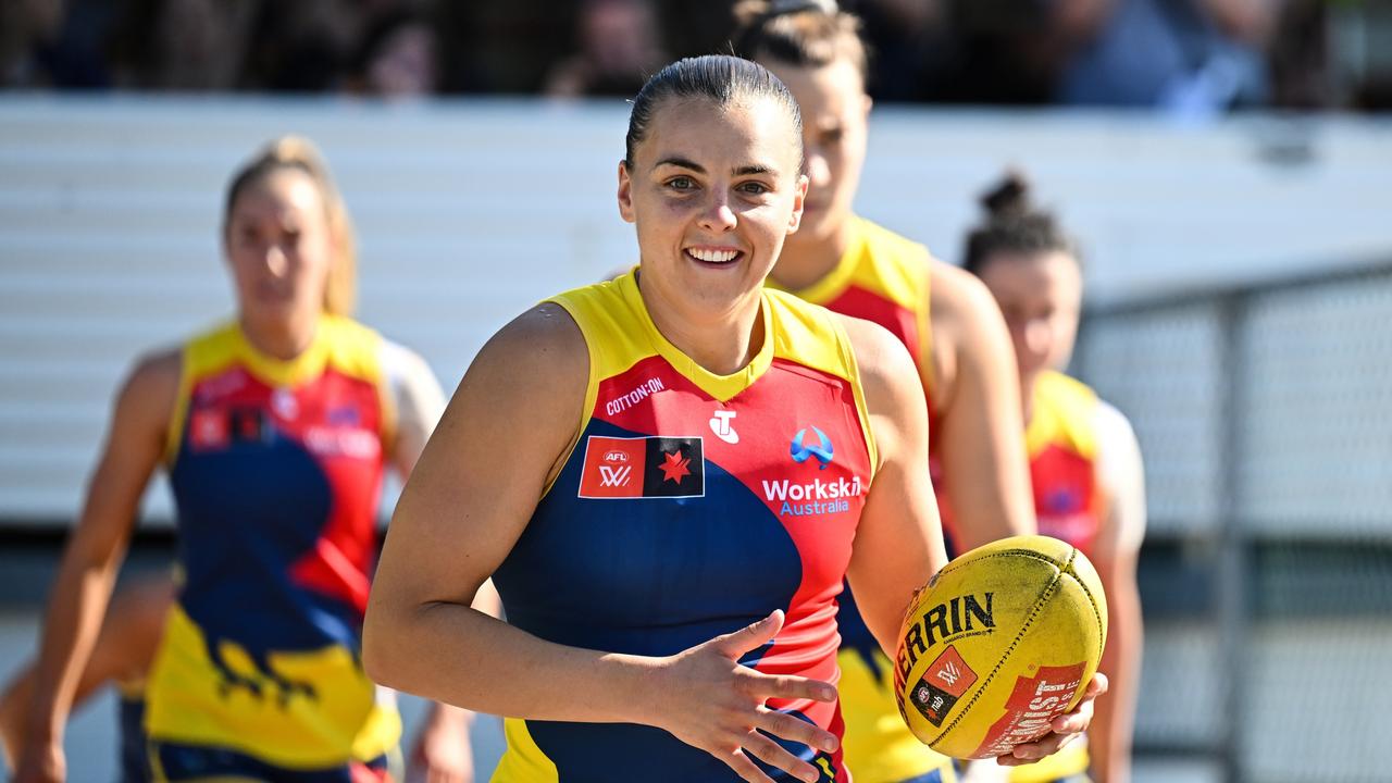 AFLW: Ball tracking’s crucial call, Cats’ escape, and Crows dominate