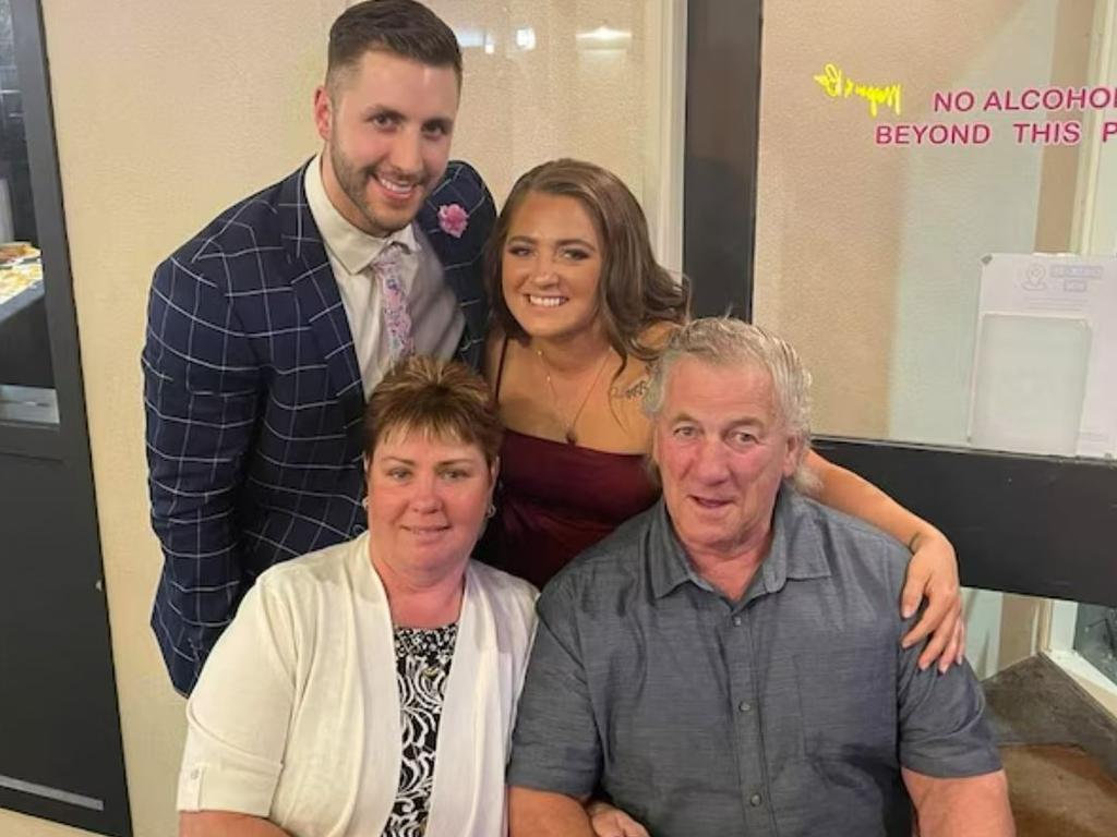 Dr Gordon with his sister Natalie, mother Catherine and father Glen.