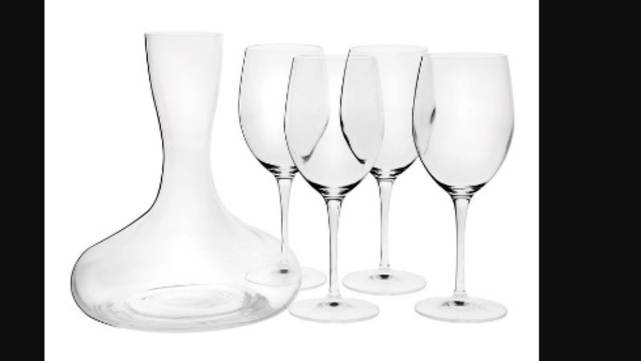 This wine decanter and glasses set makes the perfect gift.