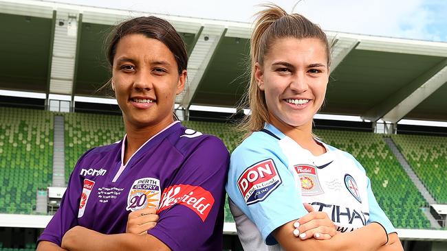 Sam Kerr and Steph Catley will face off on Sunday after a heat wave postponed their scheduled match.