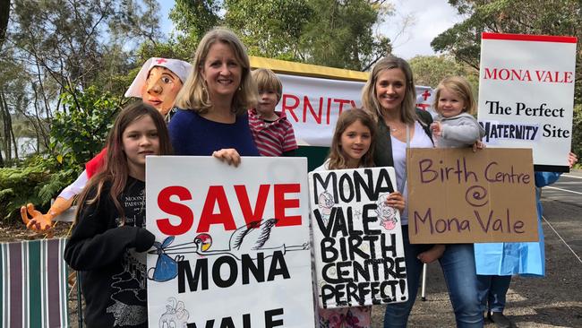 Helena Mooney (left) from the Friends of Northern Beaches Maternity Services at a Save Mona Vale Hospital rally.