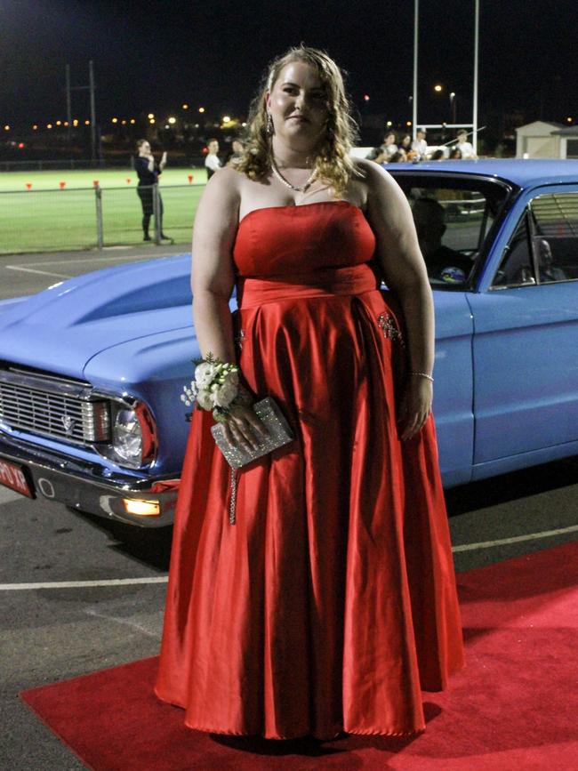 Mackenzie Blackburn at the 2023 Kepnock State High School formal.