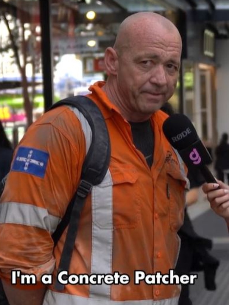 The tradie was stopped in Brisbane and asked about what he did for a living. Picture: TikTok/Getaheadapp