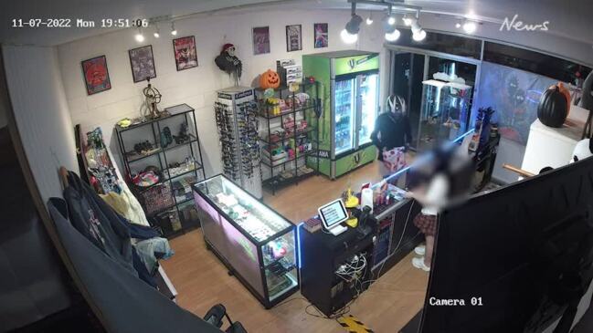 Woman Robbed At Gunpoint At Panda Smokes And Vapes Indooroopilly The Courier Mail 2449