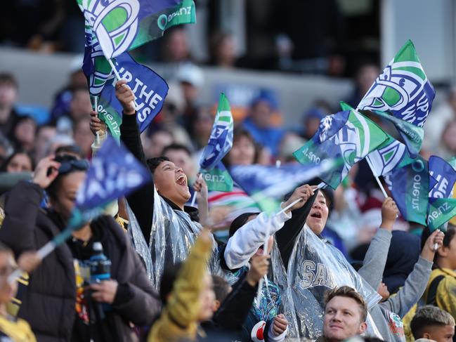 AUCKLAND, NEW ZEALAND - JUNE 29: Warriors fans during the round 17 NRL match between New Zealand Warriors and Brisbane Broncos at Go Media Stadium Mt Smart, on June 29, 2024, in Auckland, New Zealand. (Photo by Phil Walter/Getty Images)