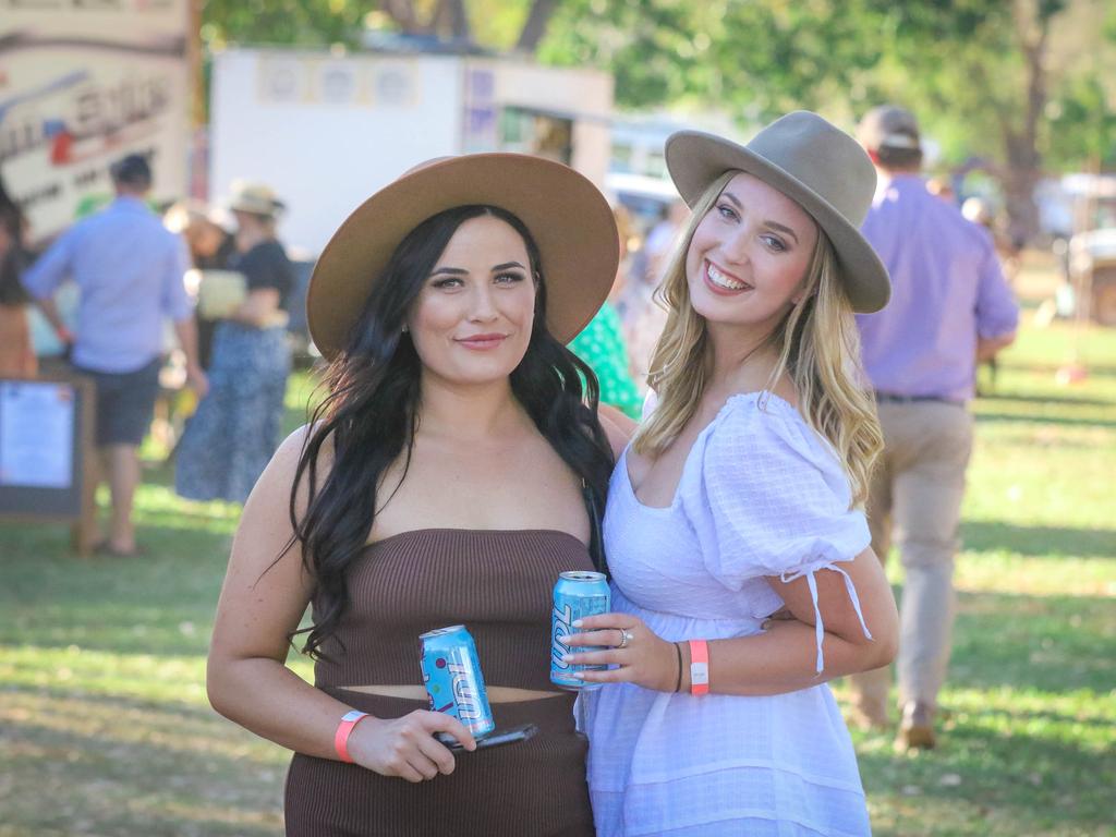 Zarisha Bradley and Tahlia Sarv at the 2021 Adelaide River Races. Picture: Glenn Campbell.