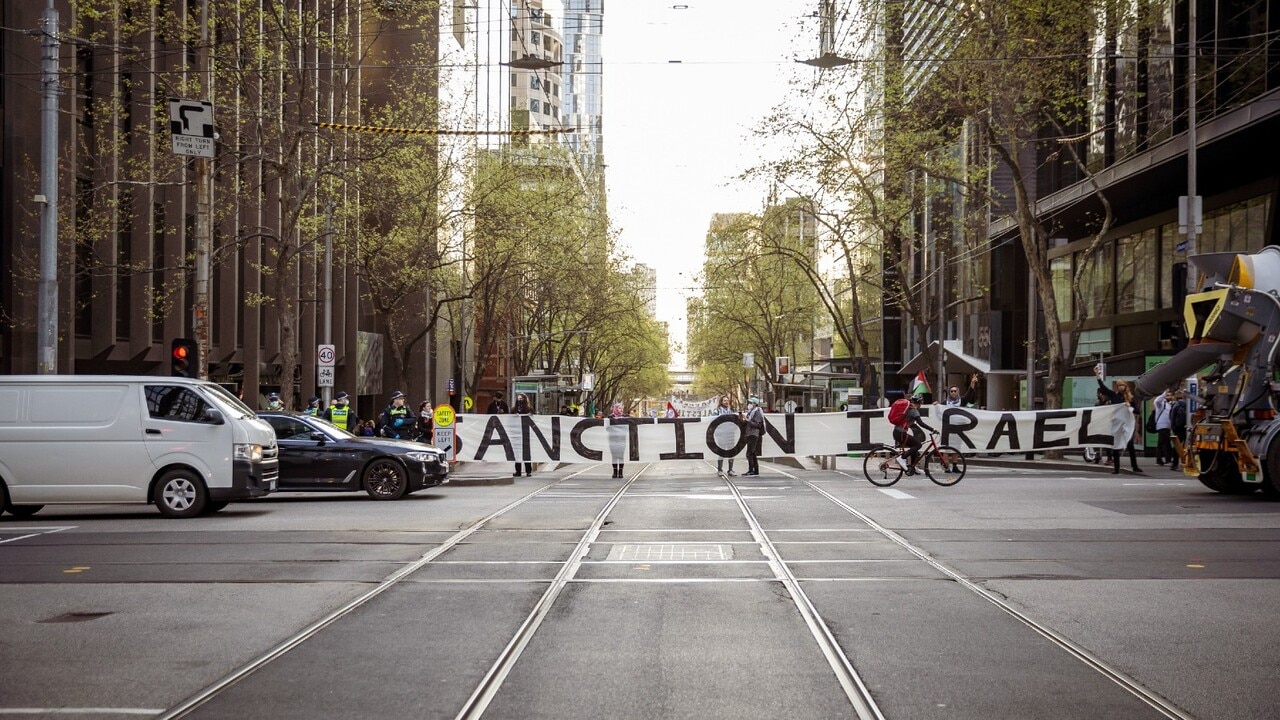 ‘Sickening and deeply worrying’: Violent Melbourne protests slammed