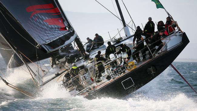 LDV Comanche sails across Storm Bay towards her line honours win. 