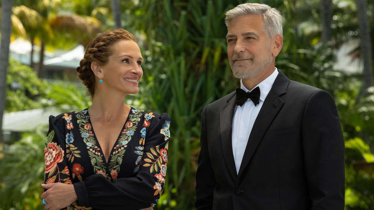 Julia Roberts and George Clooney on the set of "Ticket To Paradise" in Queensland. Photo: Universal Pictures/ Supplied