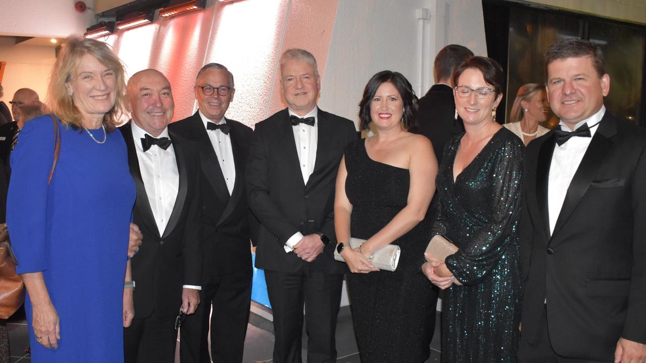 Suzanne, Jeff, Michael, Alistair, Hannah, Kit and Jon IHF. Gala Dinner, April 22, 2023