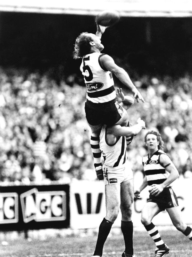 Gary Ablett‘s famous mark over Gary Pert.