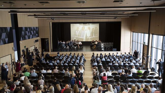 First day at Fortitude Valley State Secondary College. 585 St Paul's Terrace and Brookes St, Fortitude Valley, Brisbane, 28th of January 2020. (AAP Image/Attila Csaszar)