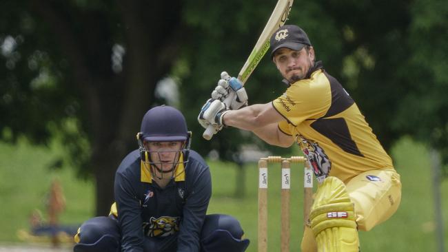 Tim O'Brien remains at the crease for Werribee. Picture: Valeriu Campan