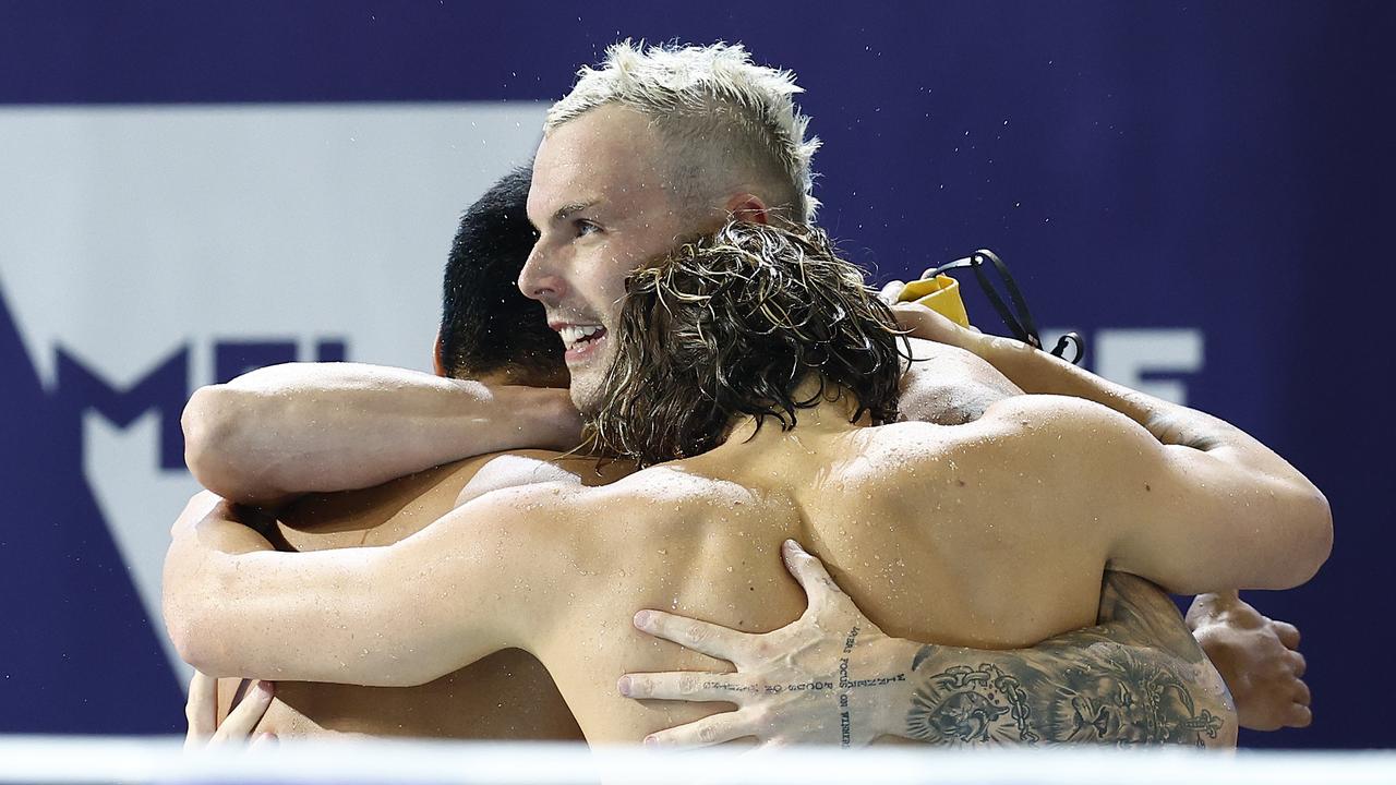 Kyle Chalmers celebrates the 4x100m Medley Relay Final with teammates. Picture: Daniel Pockett