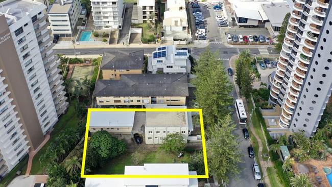 This site at 9-11 Thornton St, Surfers Paradise has sold to a Brisbane company.