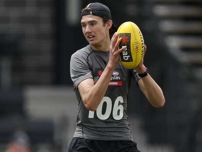 Zach Reid has landed at the Bombers.