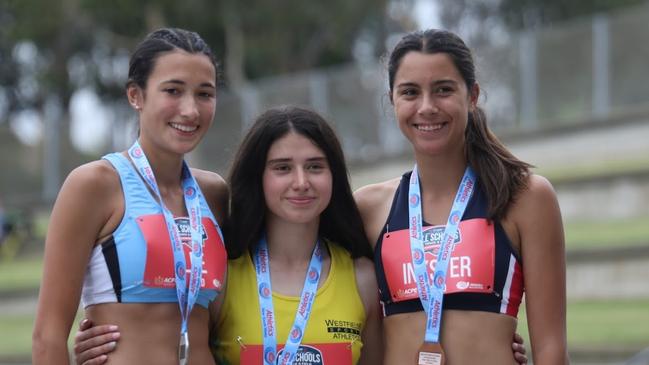 Emma Lee, left, at last year’s championships with other medallists. Pic: Supplied